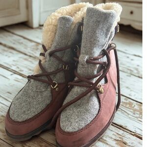 Sorel Women's Sneakchic Alpine Booties, Cattail